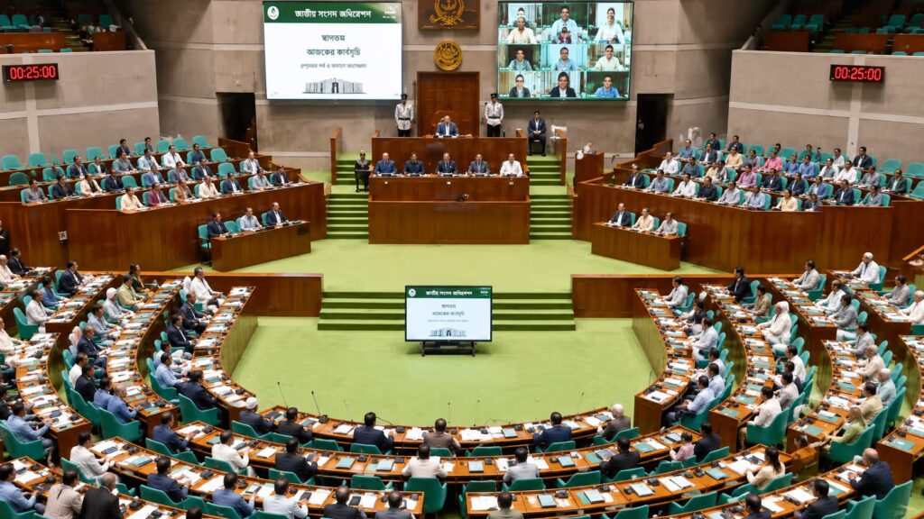 ৯ লাখ ৩৮ হাজার কোটি টাকার বাজেট