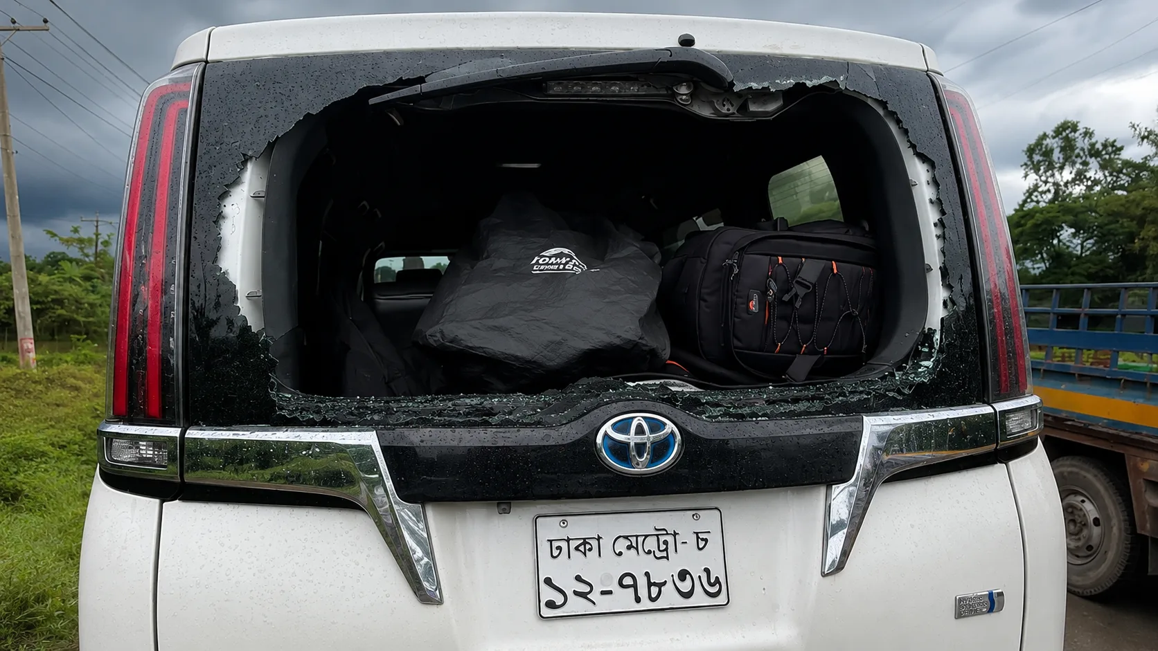 সিলেটে এনসিপির গাড়িবহরে হামলা