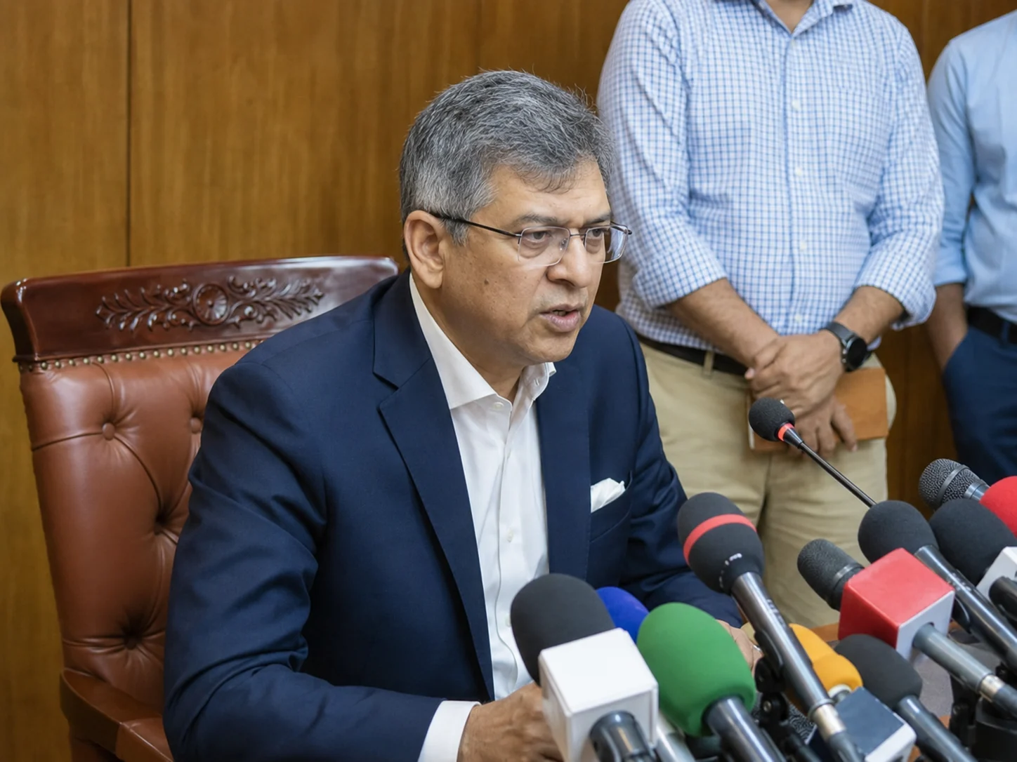 শিক্ষার্থীদের আন্দোলনে সরকারের প্রতিক্রিয়া