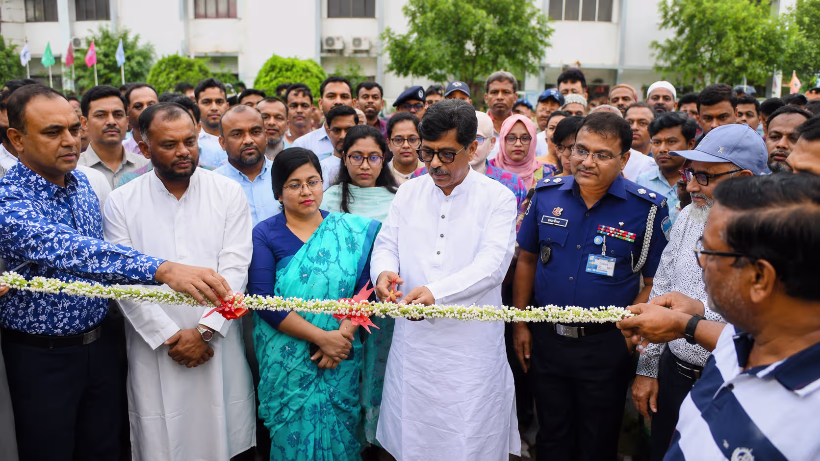 ক্ষতিগ্রস্ত কৃষকদের সরকারি সহায়তা